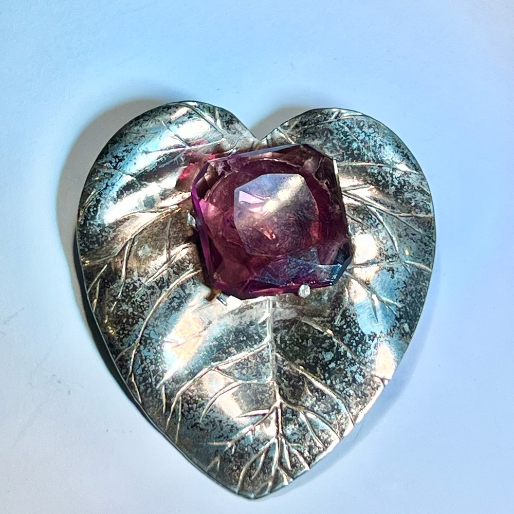 Vintage Art Nouveau Large Sterling Silver Grape Leaf Glass Amethyst Pin Brooch
